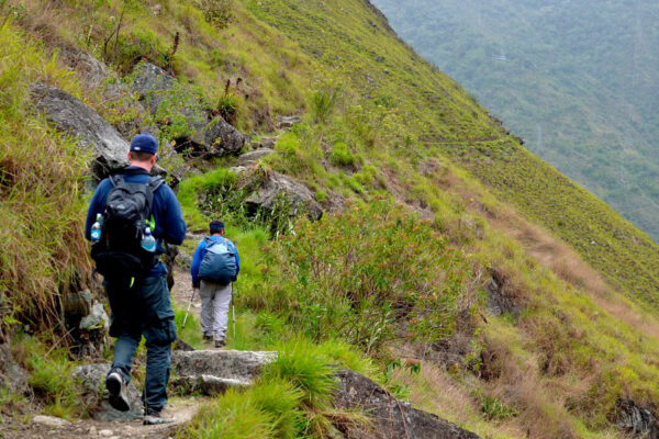 tour-camino-inca-4-dias-3-noches-ascenso-en-la-ruta